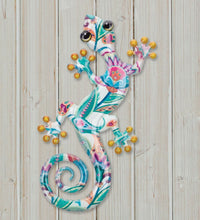 Load image into Gallery viewer, Luster Gecko Wall Decor 8" - White Multi
