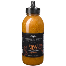 Load image into Gallery viewer, Sweet Heat Grill &amp; Wing Squeeze
