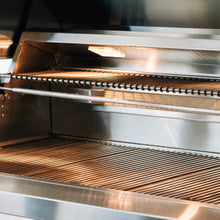 Load image into Gallery viewer, American Made Grills - 30" Estate Grill
