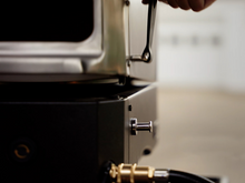 Load image into Gallery viewer, Halo Versa 16 Outdoor Pizza Oven
