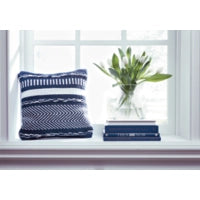 Load image into Gallery viewer, Yarnley Navy/White Pillow
